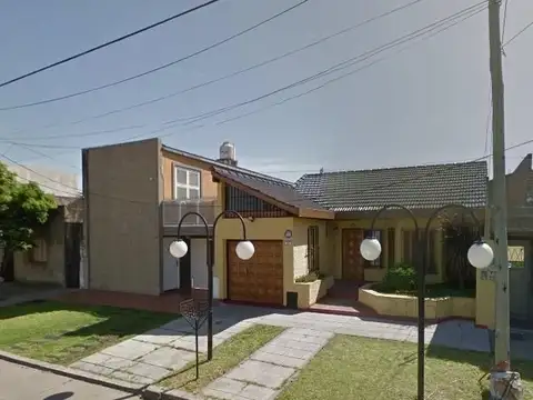 Casa - Venta - Argentina, La Matanza - Monseñor Jose Francisco Marcon 400