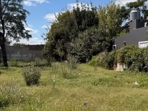 Terreno en Venta 34  mts Fondo