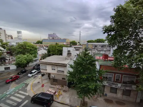 General César Díaz 2900