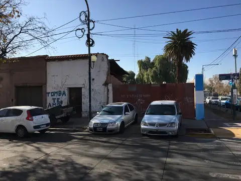 Terreno en Venta en Godoy Cruz, USD 295.000