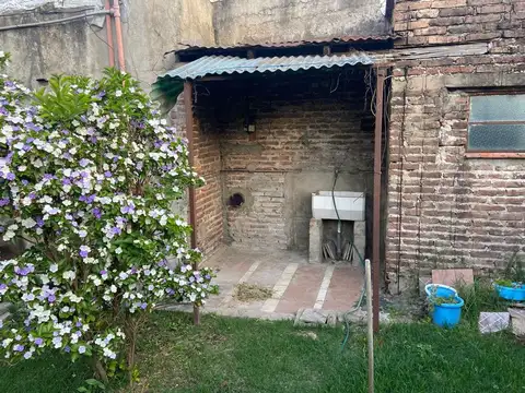 VENTA CASA TORTUGUITAS 4 AMB + CASA A REFACCIONAR