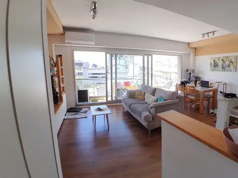 Dto 3 ambientes al frente con balcon