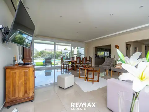 ESPECTACULAR CASA CON TODO LO QUE NECESITAS Y MAS