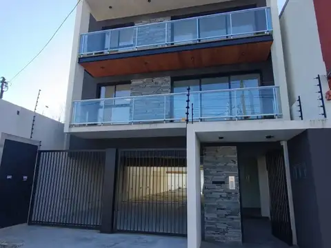 3 AMB CON COCHERA A ESTRENAR