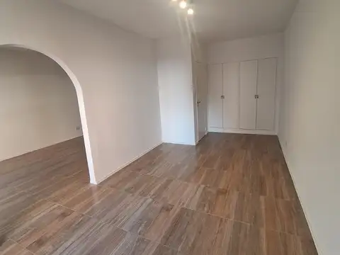 Departamento en Alquiler en Monserrat, $ 750.000