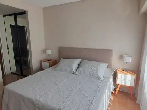 Espectacular dos ambientes en Torre con Seguridad 24 hs y Piscina