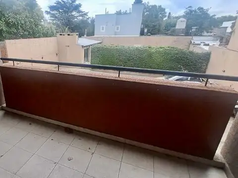 Departamento en Alquiler en San Andres Barrio Golf, $ 400.000