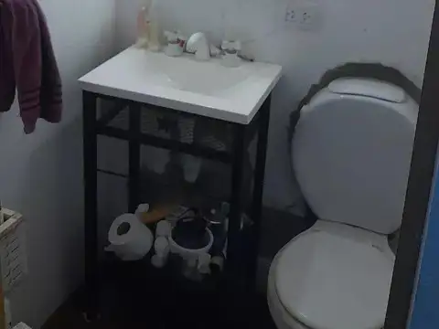 Depto Tipo Casa 4 ambientes con 2 baños