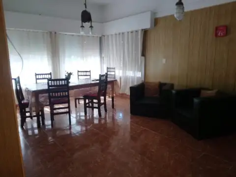 HIPÓLITO YRIGOYEN 1100