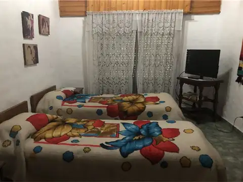 Casa 3 ambientes con 2 baños