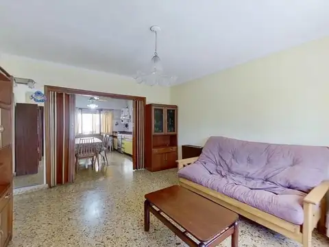 VENTA CASA MULTIFAMILIAR LOTE PROPIO CON PARRILLA
