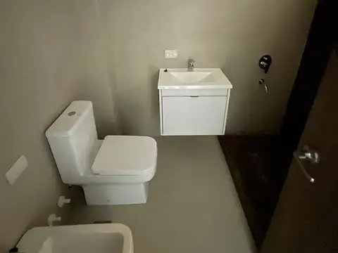 Departamento en Alquiler con 1 cocheras