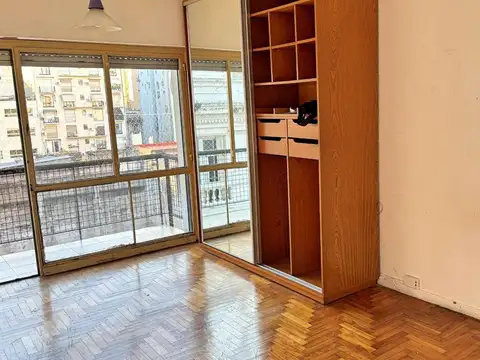 Suipacha 800, Piso 6