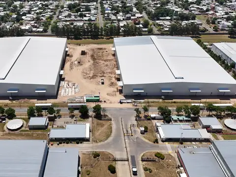 Nave Industrial De 12.000 m2 En Alquiler en Parque Industrial Campana