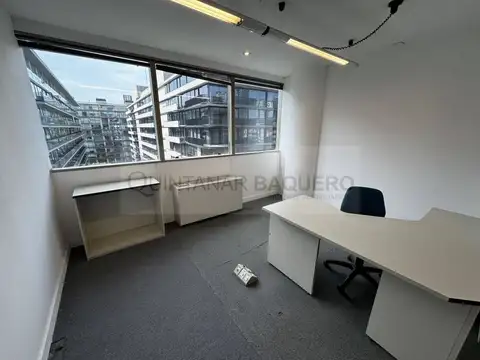 Encarnación Ezcurra 300, Piso 7