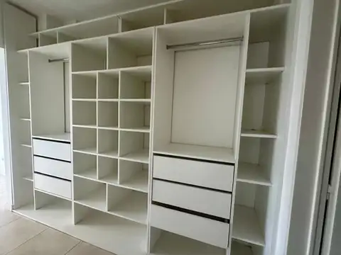 Departamento en Alquiler con 1 cocheras