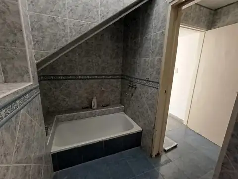 Casa en venta - 4 Dormitorios 2 Baños - Córdoba