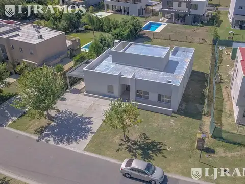 Av de los Lagos EL Canton Puerto 250.000 PG