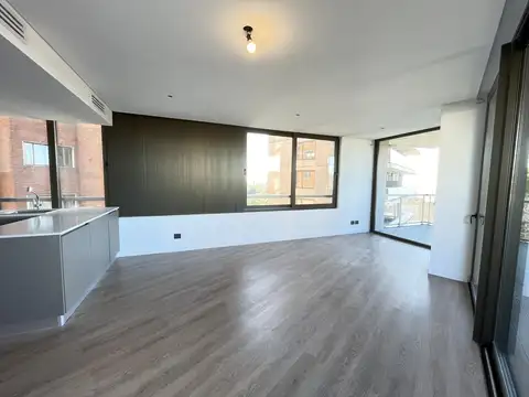 Departamento en Alquiler con 2 cocheras