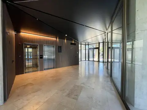 Departamento en Alquiler en La Lucila, USD 2.300