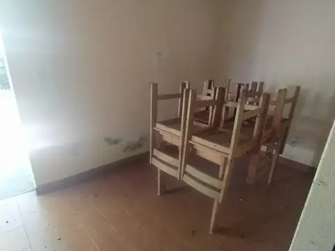 Casa 3 ambientes con 1 baño