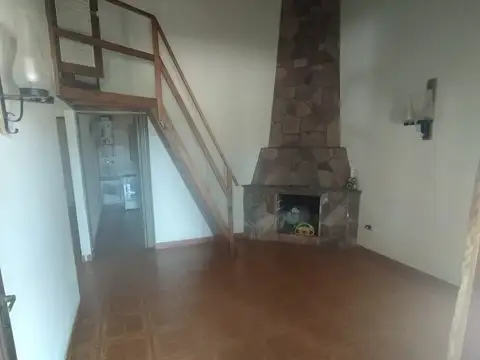 VENTA CASA DE 3 AMBIENTES COSTA AZUL