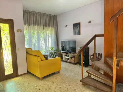 Casa en Venta en Martinez, USD 240.000