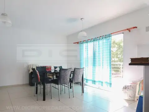 Almirante Brown al 3600 entre 11 de septiembre y Formosa