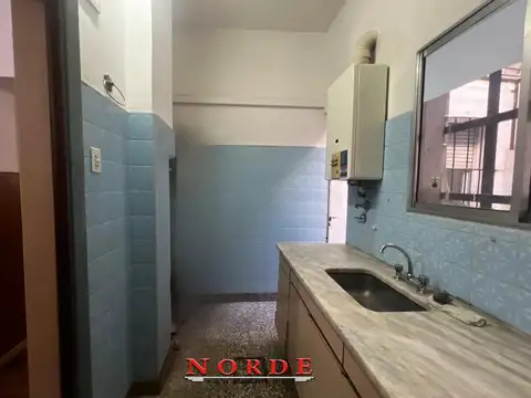 Depto Tipo Casa en Venta 50 años