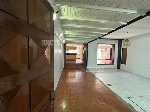 TANDIL 7300, Piso P.B