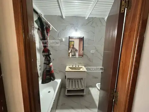 Depto Tipo Casa 4 ambientes con 2 baños