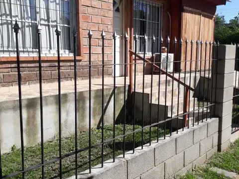 Casa mas Departamento en venta en Santa Maria de Punilla. (C84)