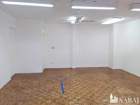 Suipacha capital 200, Piso 1