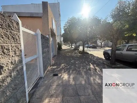 Calle 30 e/ 64 y 65 n1565 La