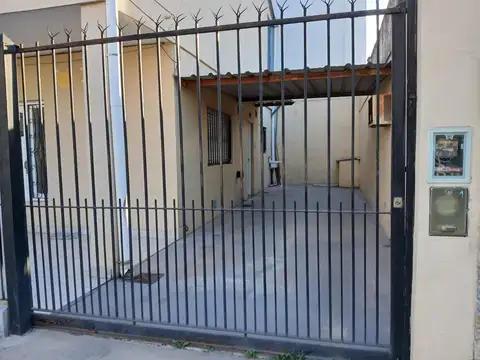 Casa en Alquiler en Jose Clemente Paz, $ 650.000