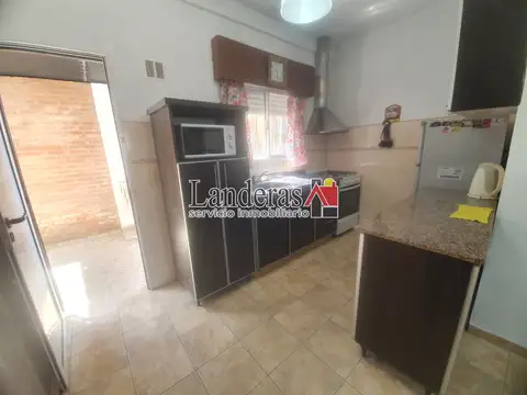 Casa PH 2 amb (Hecha a 3 amb.) C/Garage - A Media Cuadra del Mar!