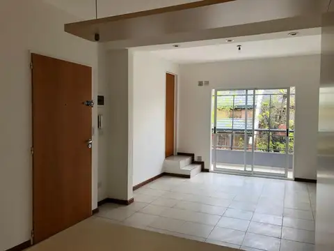 Joaquin V Gonzáles 2900, Piso 1