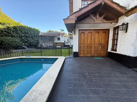 Casa Chalet  en Venta en Libertador / Rio, Martínez, San Isidro