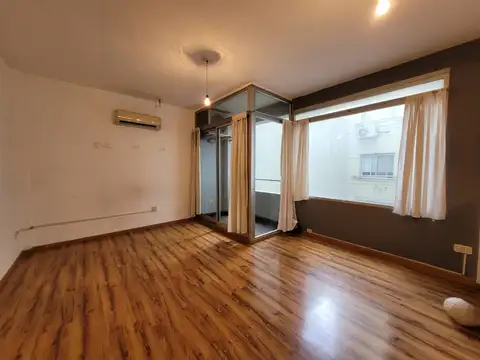 Departamento en Alquiler en Parque Chacabuco, $ 500.000