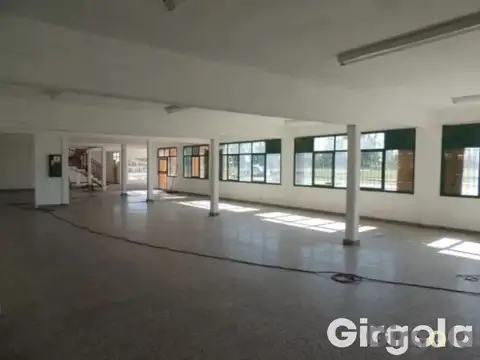 Local en Alquiler en La Reja, USD 5.625