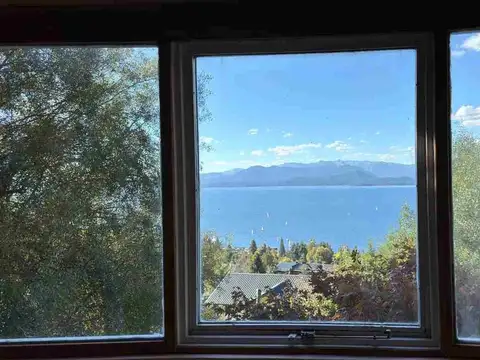 VENTA CASA EN BARRIO VERTIENTES VISTA AL LAGO