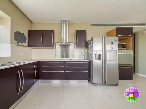 Departamento en Venta con 2 cocheras