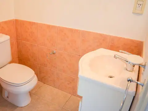 Depto Tipo Casa en Venta 17 años