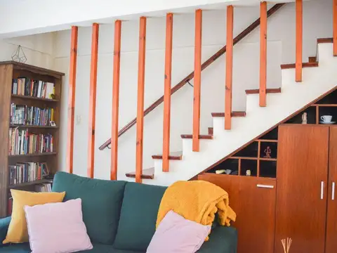 Depto Tipo Casa en Venta de 3 ambientes