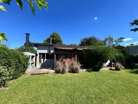 PH Tipo Casa en Barrio Cerrado con Jardín y Pileta