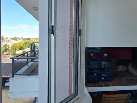 Avenida Hipólito Yrigoyen 3200, Piso 3