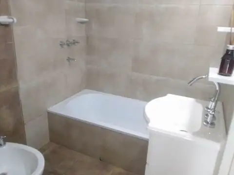 ALQUILER DE MONOAMBIENTE EN VILLA LURO