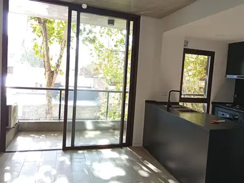 Departamento en Alquiler en Villa Luro, $ 790.000