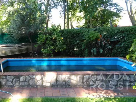 Casa 5 ambientes con 4 baños