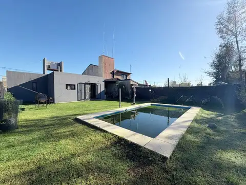 VENTA CASA EN TIERRA DE SUEÑOS 3 CON PILETA